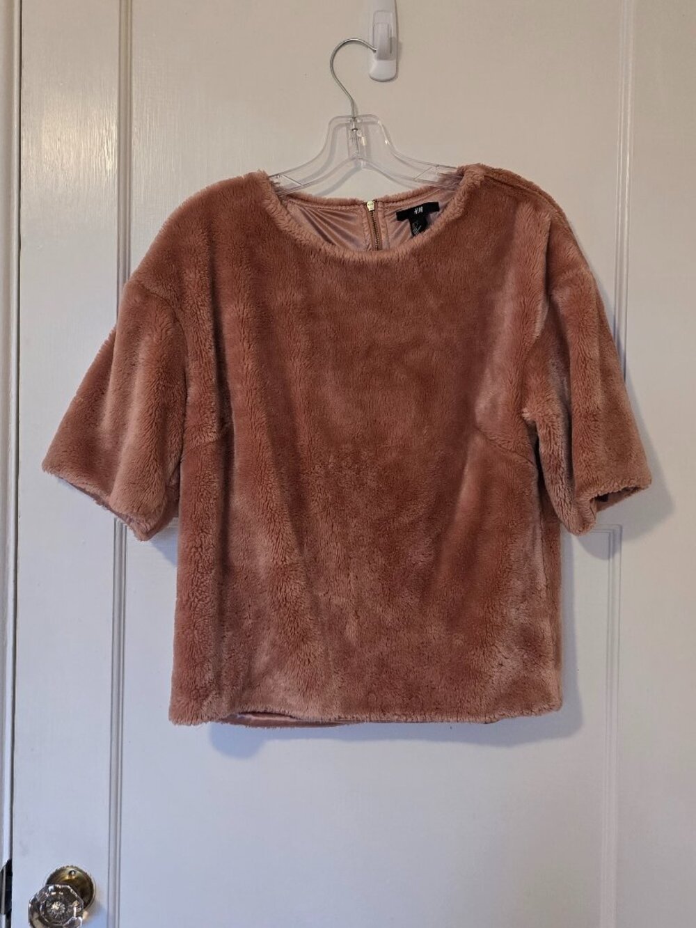 H&M Faux Fur Top